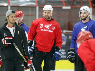 A DAB első jeges edzése - fotó: Sándor Judit