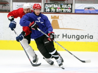 A DAB első jeges edzése - fotó: Sándor Judit