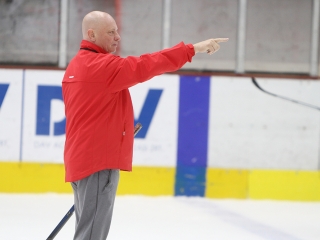 A DAB első jeges edzése - fotó: Sándor Judit