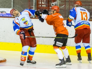 Hazai győzelem: Acélbikák- Galac 4-2 - fotó: Ónodi Zoltán