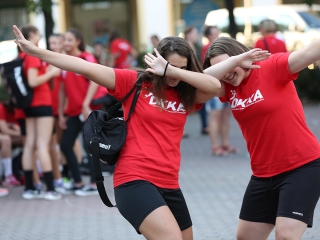 DKKA flashmob a mozi előtt - fotó: Sándor Judit