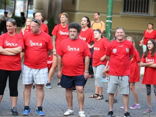 DKKA flashmob a mozi előtt - fotó: Sándor Judit