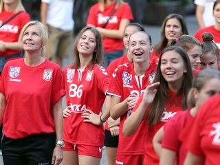 DKKA flashmob a mozi előtt - fotó: Sándor Judit