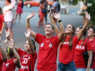 DKKA flashmob a mozi előtt - fotó: Sándor Judit