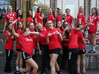 DKKA flashmob a mozi előtt - fotó: Sándor Judit