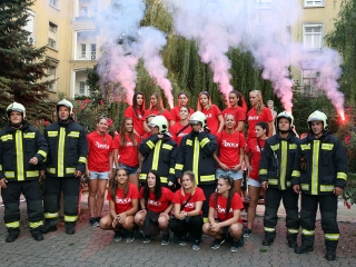 DKKA flashmob a mozi előtt - fotó: Sándor Judit