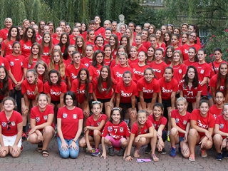 DKKA flashmob a mozi előtt - fotó: Sándor Judit