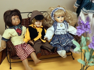 Babakiállítás az Aprók Háza tagoviban - fotó: Sándor Judit