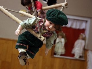 Babakiállítás az Aprók Háza tagoviban - fotó: Sándor Judit