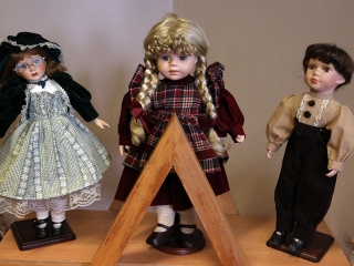 Babakiállítás az Aprók Háza tagoviban - fotó: Sándor Judit