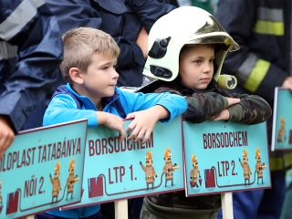 Tűzoltók versenye a Szalki-szigeten - fotó: Sándor Judit