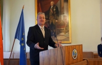 Folytatja kormánymegbízotti munkáját dr. Simon László