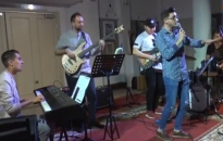 Két Farkassal tért vissza a Jazzy Stripe