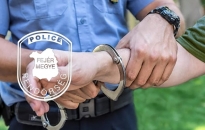 Brit embercsempészt fogtak a rendőrök a város határában