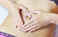 A menstruációs nehézségek természetes enyhítése CBD-vel