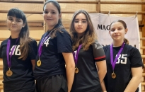 Dunaújvárosi éremeső Szederkényben