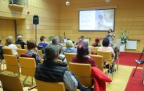 Közéleti témák a pszichológus szemüvegén át – a Dunaújvárosi Estek sorozatában Közéleti témák a pszichológus szemüvegén át – a Dunaújvárosi Estek sorozatában