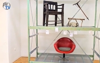 DSTV: széktárlat a múzeumban