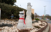 Karácsonyi díszben pompázik a körforgó Karácsonyi díszben pompázik a körforgó