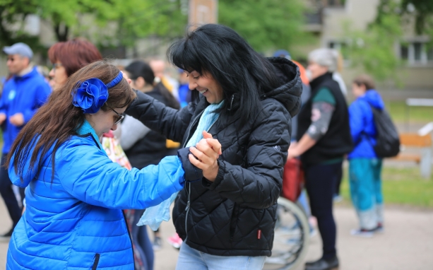 "Mozdulj kékben!" – akció az autistákért (galériával)