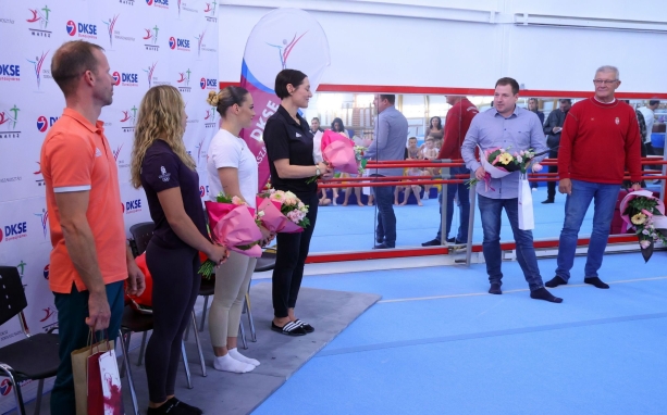 DSTV: visszatértek a vb-ről tornászaink