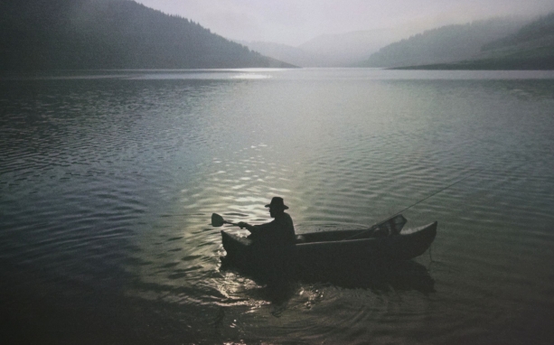 Feltóti Sándor emlékezete – új tárlattal folytatódott a Rosti tantermi sorozata Feltóti Sándor emlékezete – új tárlattal folytatódott a Rosti tantermi sorozata