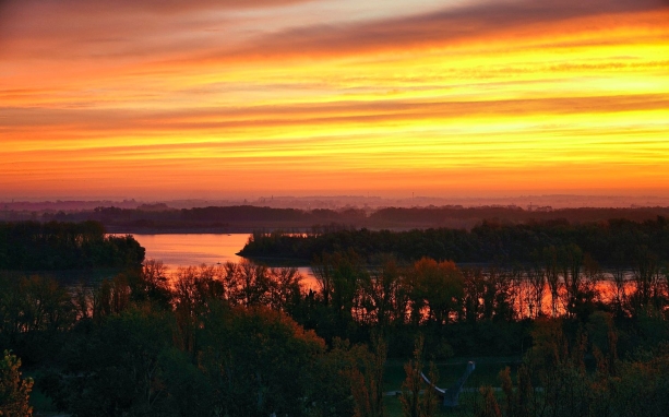 Változékony, esős, hűvös őszidő Változékony, esős, hűvös őszidő