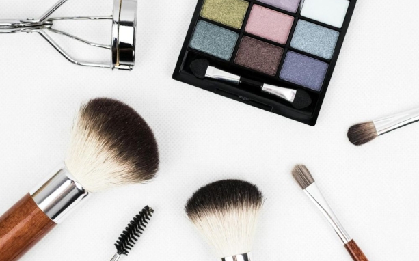 Kedvenc sminkeszközök a polcon