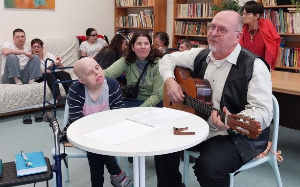 Szeretethétre készülnek az ápolóotthonban Szeretethétre készülnek az ápolóotthonban