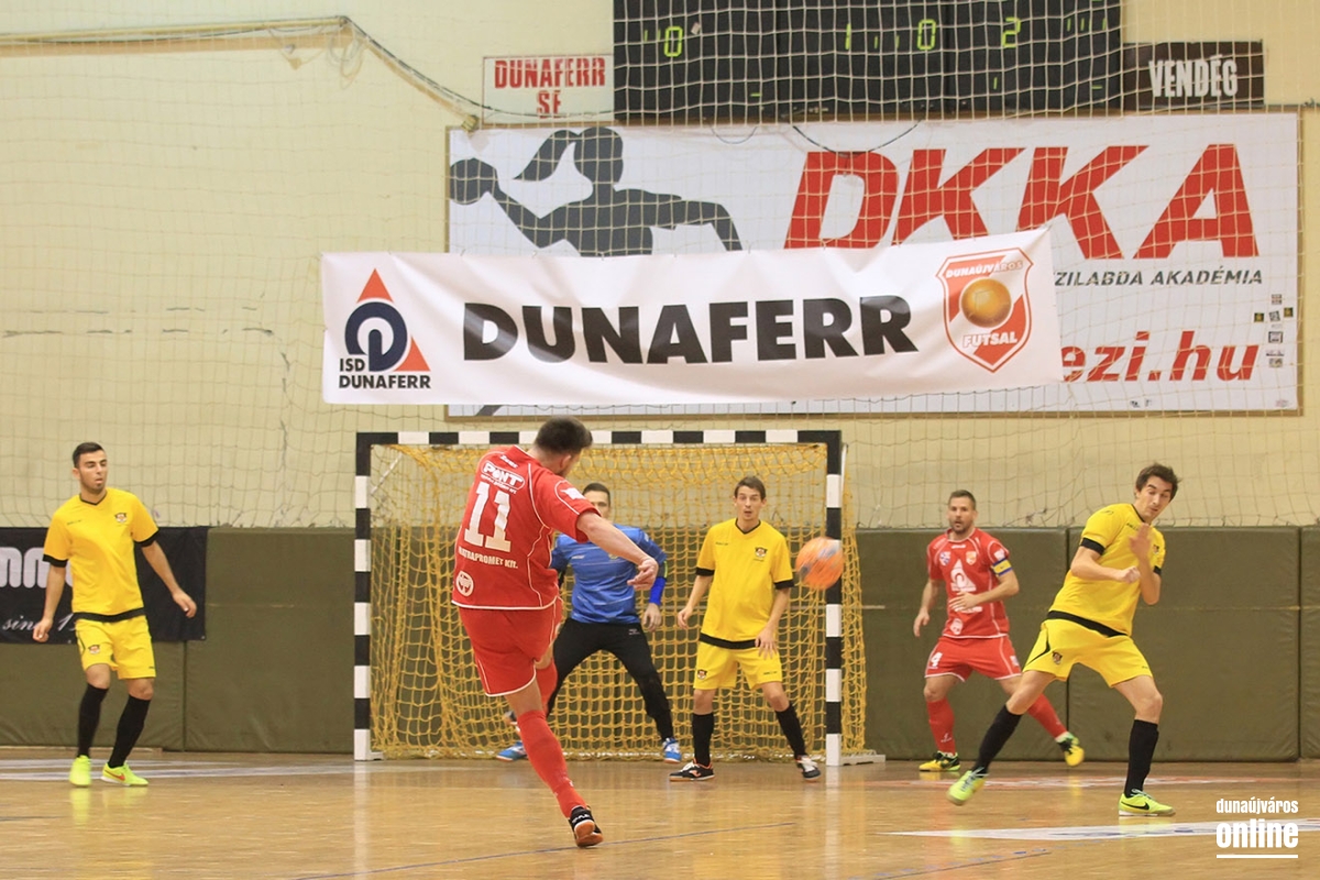 Képek: Dunaferr DF Renalpin FC