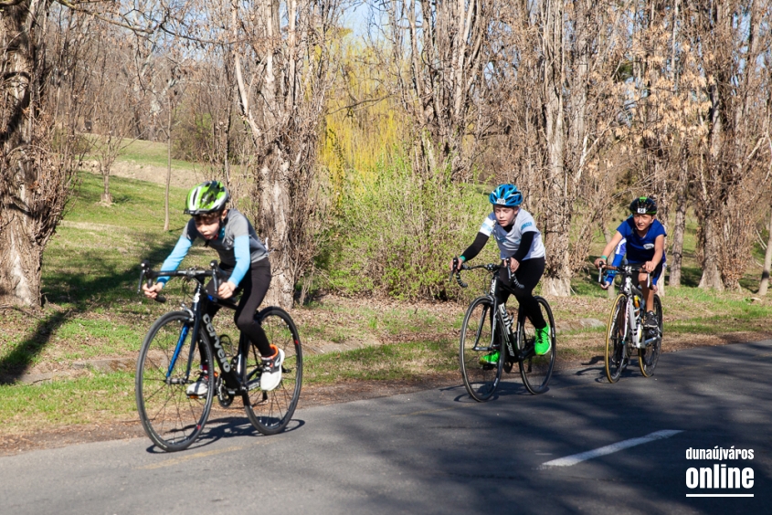 Duatlon a Duna-parton - fotó: Ónodi Zoltán