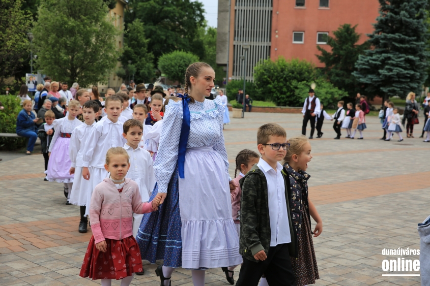 Pünkösdi Rózsa Gyermek Néptánctalálkozó – 2022 - fotó: 