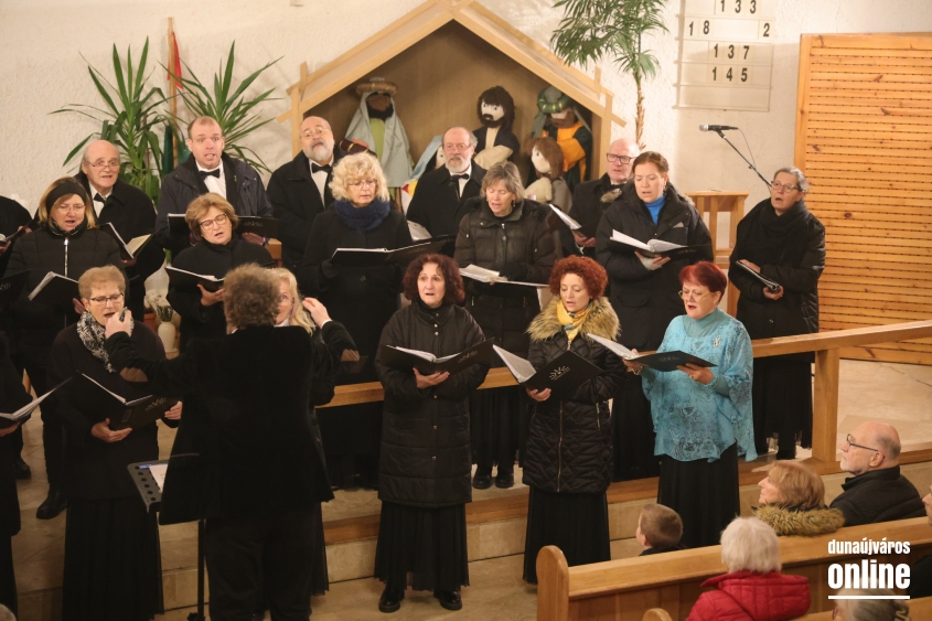 Ünnepi koncert az evangélikus templomban - fotó: 