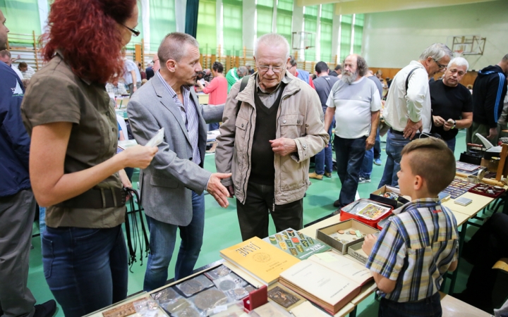 Éremgyűjtők a Vasvári iskolában - fotó: Ónodi Zoltán