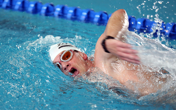 Tizedik 24 órás úszógála - fotó: 