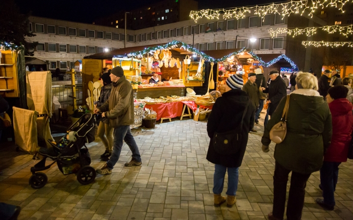 Az Adventi Forgatag nyitónapja - fotó: Ónodi Zoltán
