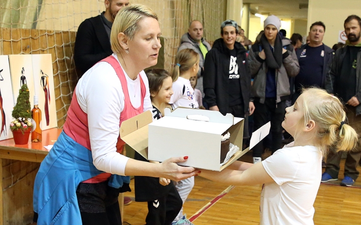 Jótékonysági kézilabda torna Nagy Kamilláért! - fotó: Sándor Judit