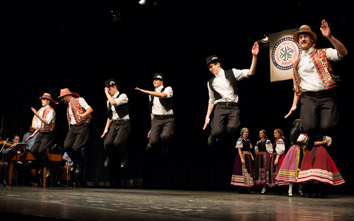 Dunaújvárosi Vasas Táncegyüttes Karácsonyi műsora - fotó: Ónodi Zoltán