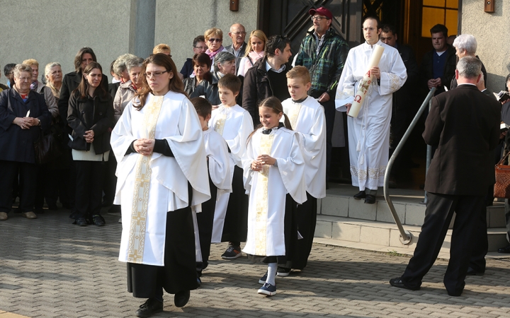 Nagyszombati szentmise - fotó: Sándor Judit
