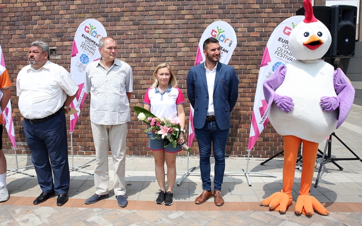 Olimpiai lángfutás a városban - fotó: Sándor Judit