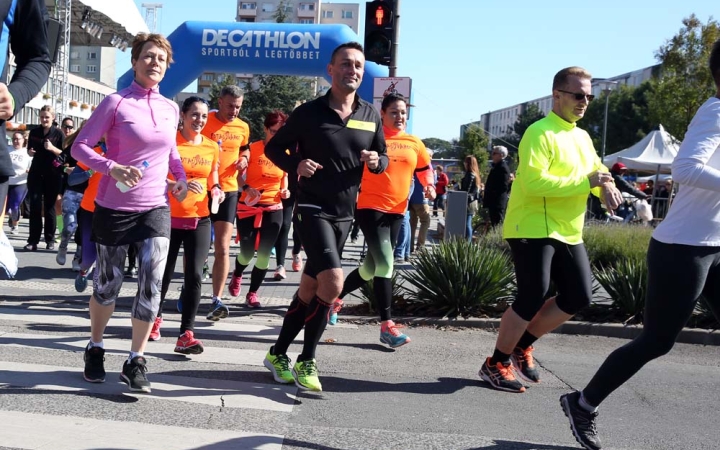 Fut a város 2017 - fotó: Sándor Judit Fut a város 2017 - fotó: Sándor Judit