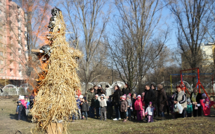Kiszebáb égetés a Bóbita oviban-2015.02.13. - fotó: Sándor Judit