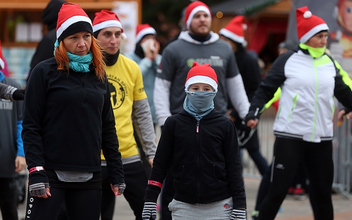 Adventi jótékonysági futás 2017 - fotó: Sándor Judit