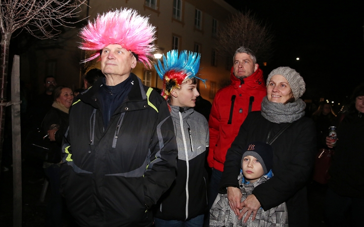 Szilveszteri utcabál 2017 - fotó: Sándor Judit