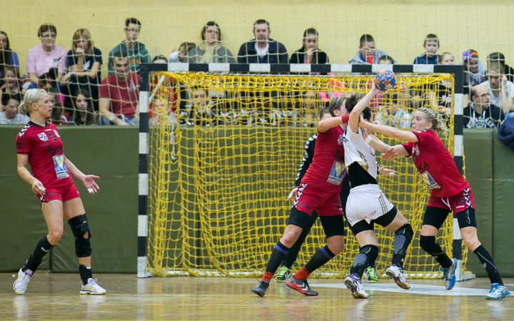 Kézilabda: Így is szép! DKKA- Győri ETO - fotó: Ónodi Zoltán