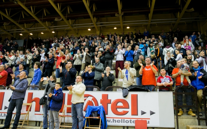 Kézilabda: Így is szép! DKKA- Győri ETO - fotó: Ónodi Zoltán