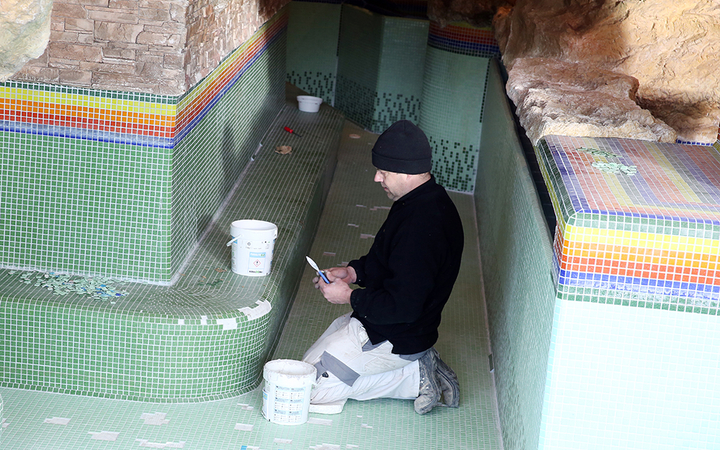 Helyszínbejárás az élményfürdőben - fotó: Sándor Judit