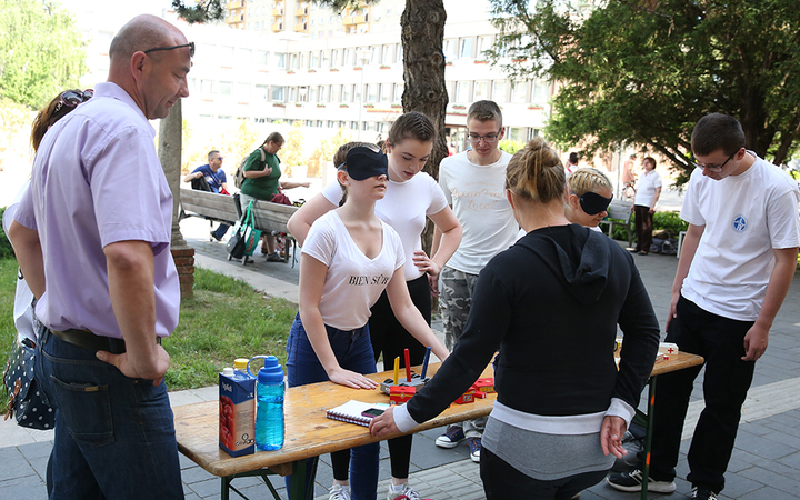 Elsősegélynyújtó verseny - fotó: Sándor Judit