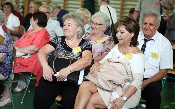 Ötven éves osztálytalálkozó - fotó: Sándor Judit
