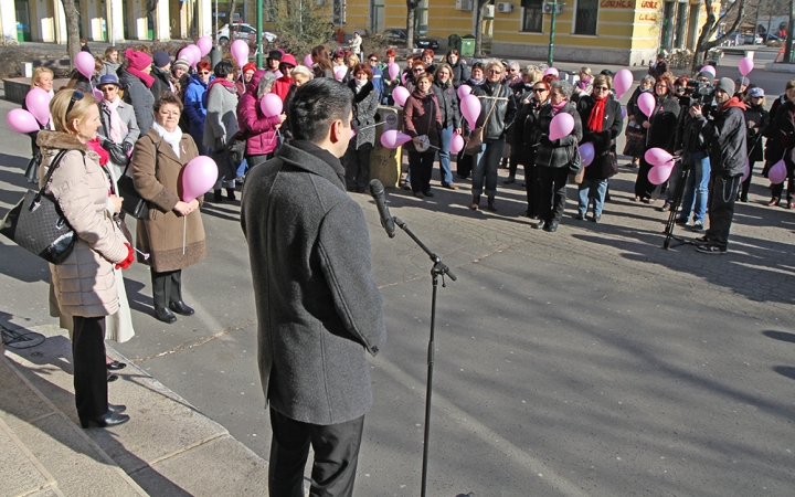 Séta a mellrák ellen-15.03.07. - fotó: Sándor Judit